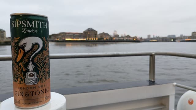 being classy on the thames