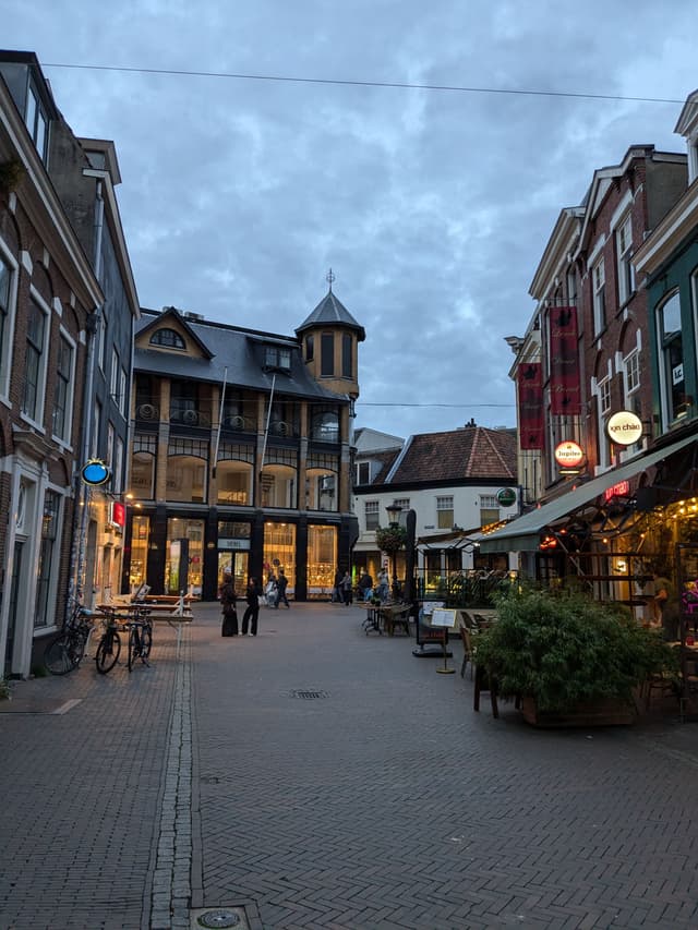 Utrecht street