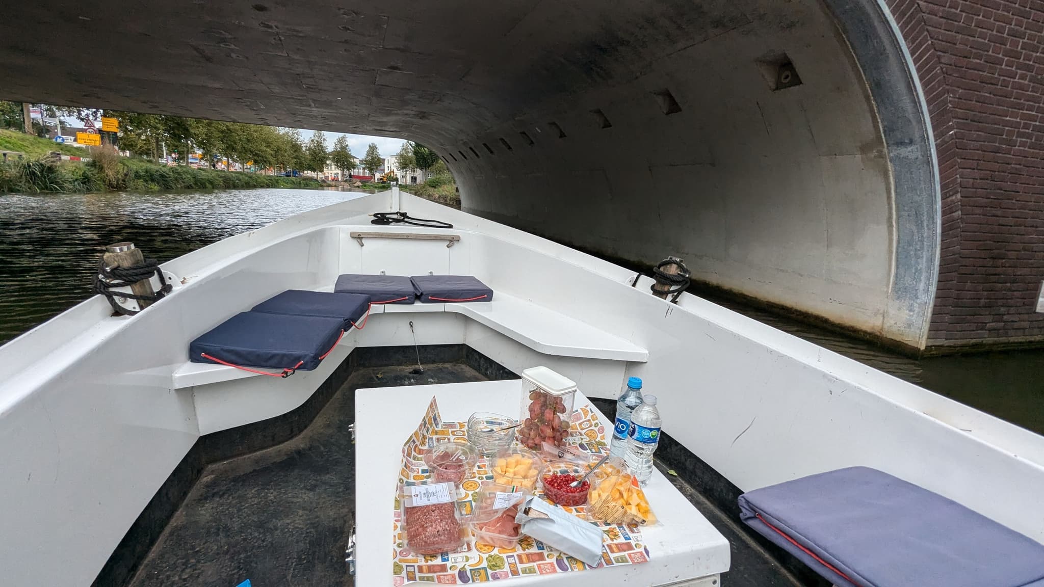 Boat picnic